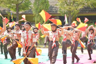 penampilan-tari-semafore