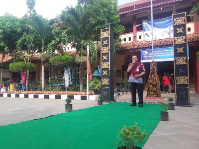 tanamkan-rasa-bangga-pada-batik