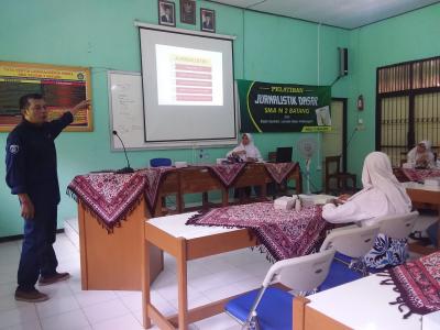 pelajar-milenial-harus-pandai-merangkai-kata-positif-di-era-digital