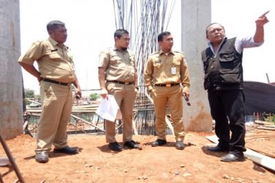 Progres Terlambat Bupati Batang Sidak Jembatan Situri