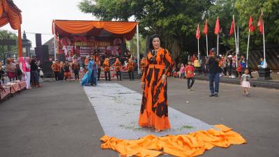 fashion-show-srikandi