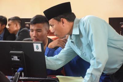 Santri Milenial Tak Alergi Teknologi