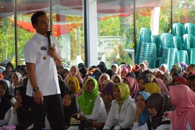 Bupati Batang Minta Guru WB Disejahterakan  