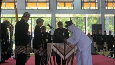 tandatangani-pakta-integritas