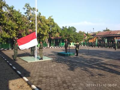 Kodim 0736/Batang Melaksakan Upacara Bendera Memperingati Hari Pahlawan 