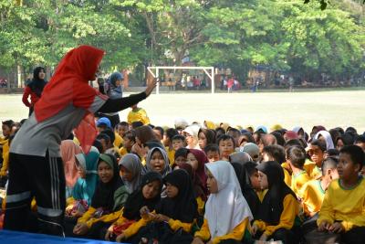 peringati-maulid-nabi-saw-guru-ajarkan-siswa-sempurnakan-akhlak