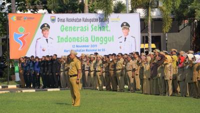 upacara-hari-kesehatan-nasional