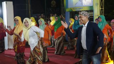 flash-mob-tari-paijo