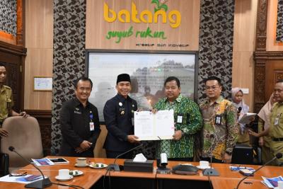 Bupati Batang Terima Piagam WTP Dari Ditjen Perbendaharaan