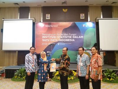 bps-jateng-apresiasi-peran-bps-batang-berikan-pembinaan-statistik