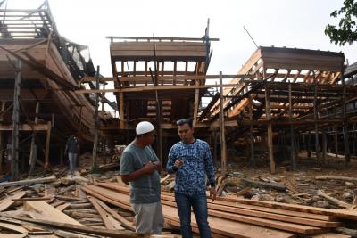 Kaji Wisata Galangan Kapal Kayu