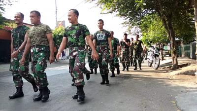 Jaga Kebugaran Prajurit Kodim 0736/ Batang Lari Jalan