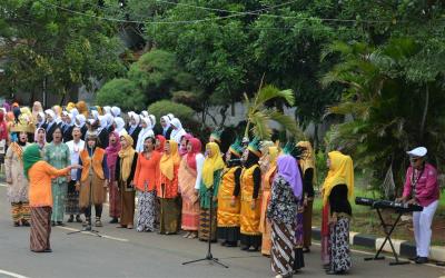 NYANYIKAN MARS HARI IBU
