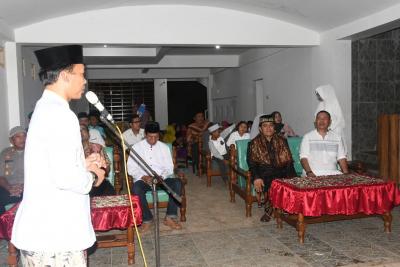 sambut-tahun-baru-2020-bupati-batang-santuni-50-anak-yatim