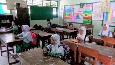 pertama-masuk-sekolah-setelah-libur