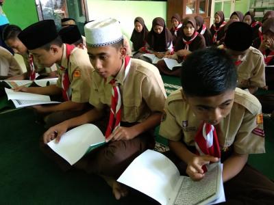 Khotmil Quran 30 Juz, Awali Perayaan HUT SMPN 8 Batang
