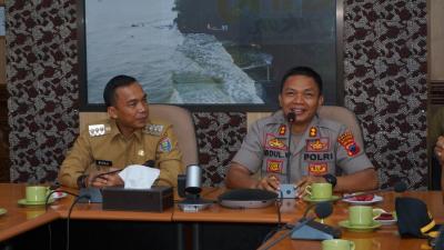 kapolres-akbp-abdul-waras-ajak-bupati-batang-gelar-binrohtal