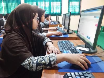 disdikbud-batang-mulai-terapkan-soal-hots-pada-unbk