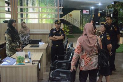 bea-cukai-tinjau-mpp-batang