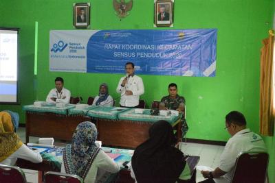 Kecamatan Warungasem Tergetkan 17% Sensus Penduduk Online