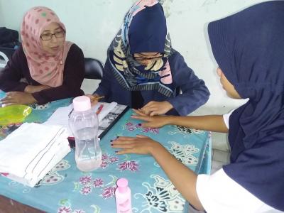 PENILAIAN PERAWATAN TANGAN DAN KUKU