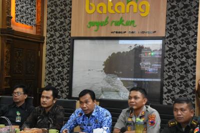 Bupati Batang Minta Anggaran Gubernur, Untuk Mencegah Pandemi Covid-19