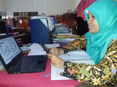 kbm-online-dari-ruang-guru