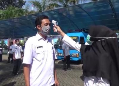 BNNK Batang Ajak Warga Lawan Corona