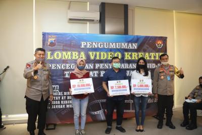 Silva Raih Juara III Dalam Lomba Vlog Kreatif Pencegahan Virus Covid-19