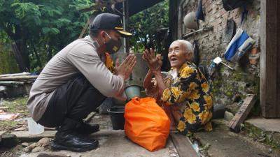 kapolres-batang-selektif-dalam-membantu-dhuafa