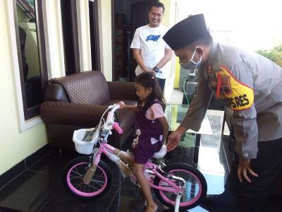 kapolres-batang-berikan-apresiasi-atas-vlog-anggotanya-yang-menginspirasi