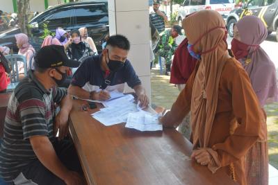 pengecekan-persyaratan-penerima-bst