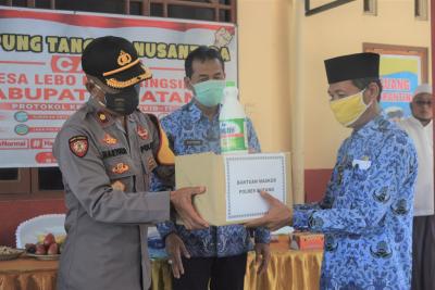 berikan-masker-ke-kampung-tangguh