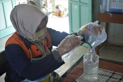 ATUR KOMPOSISI PEMBUATAN HAND SANITIZER