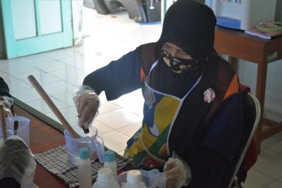 TETESKAN PEWANGI PADA HAND SANITIZER