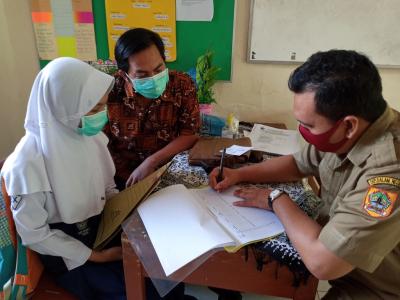 periksa-kelengkapan-dokumen-ppdb