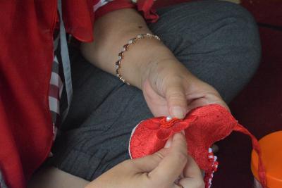 PASANG AKSESORIS BUNGA