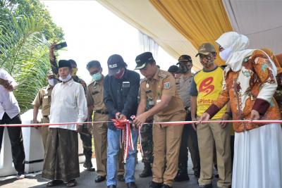 Bupati Batang, Resmikan Jembatan Penghubung Antar Desa