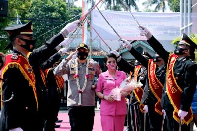 AKBP Edwin Louis Sengka Resmi Menjabat Kapolres Batang