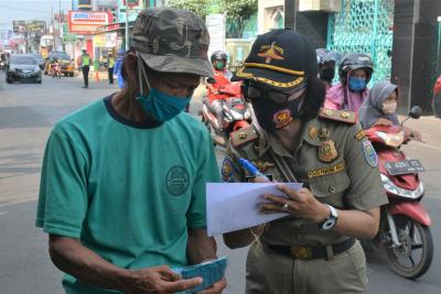 catat-data-pelanggar-operasi-yustisi