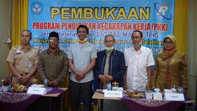 lkp-ridea-gelar-pkk-digital-marketing-bekerjasama-dengan-gooshi