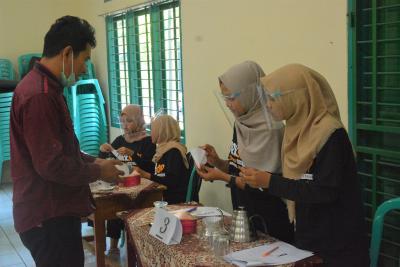 AJARKAN LIPAT KERTAS FILTER KOPI