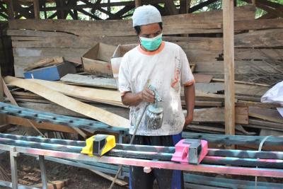 CAT MINIATUR EXCAVATOR