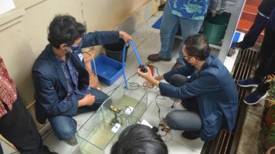 peragakan-alat-pompa-air-otomatis