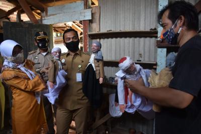 Pemkab Batang Dukung Perajin Wayang Golek Tetap Berkarya di Tengah Pandemi
