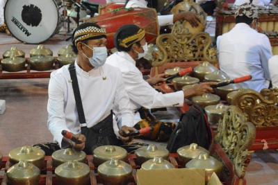 GAMELAN IRINGI PAGELARAN WAYANG KULIT