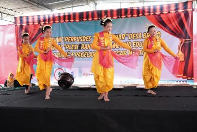 PERTUJUKAN TARI SANGGAR MERTI