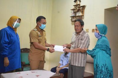 Bupati Batang Lanjutkan Program Tilik Warga Batang Pada Tahun 2021