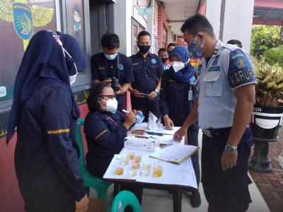 Pegawai Rutan Batang Jalani Tes Urine Mendadak
