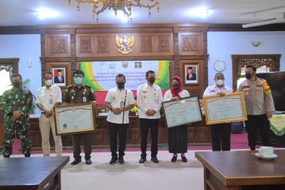 Cegah KKN, Tiga Instansi Tandatangani Komitmen Bersama